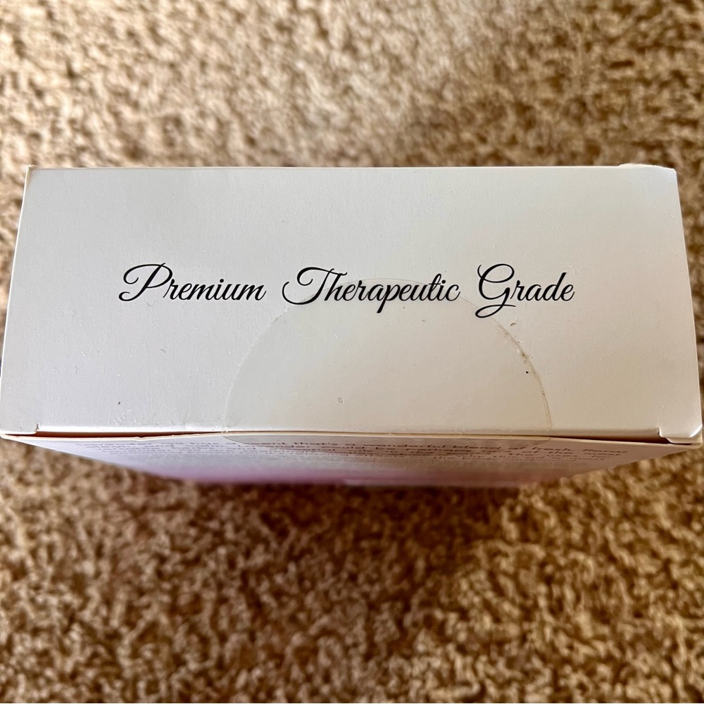 NWT 🥀 4oz Lavender Essential Oil - Picture 2 of 6
